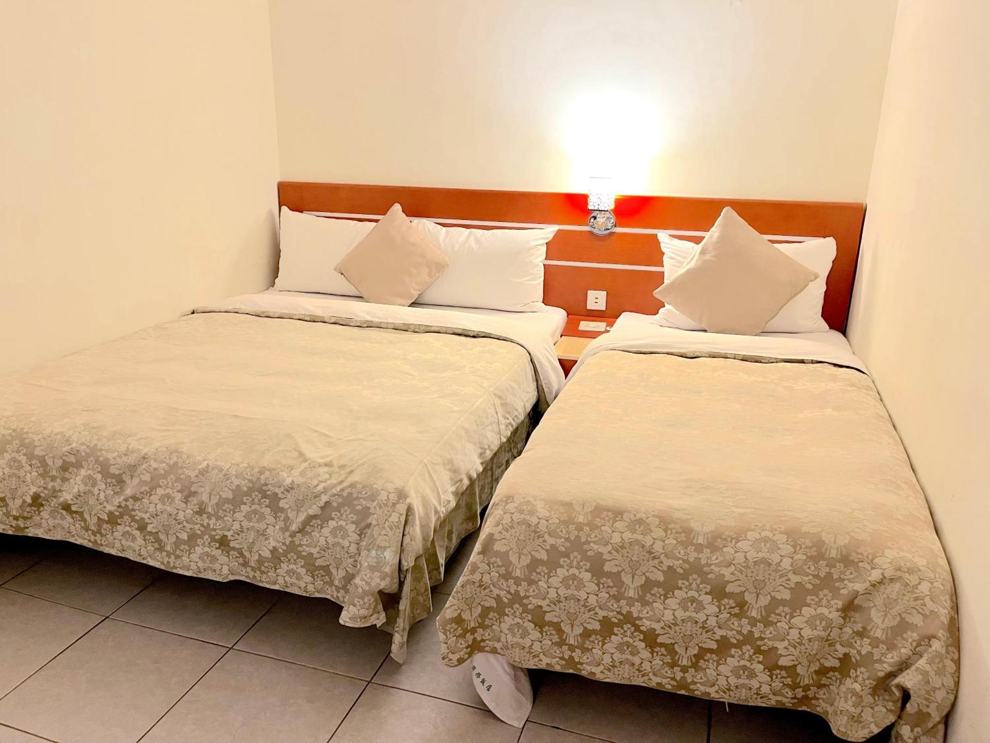 Hua Guo Hotel Keelung Quarto foto