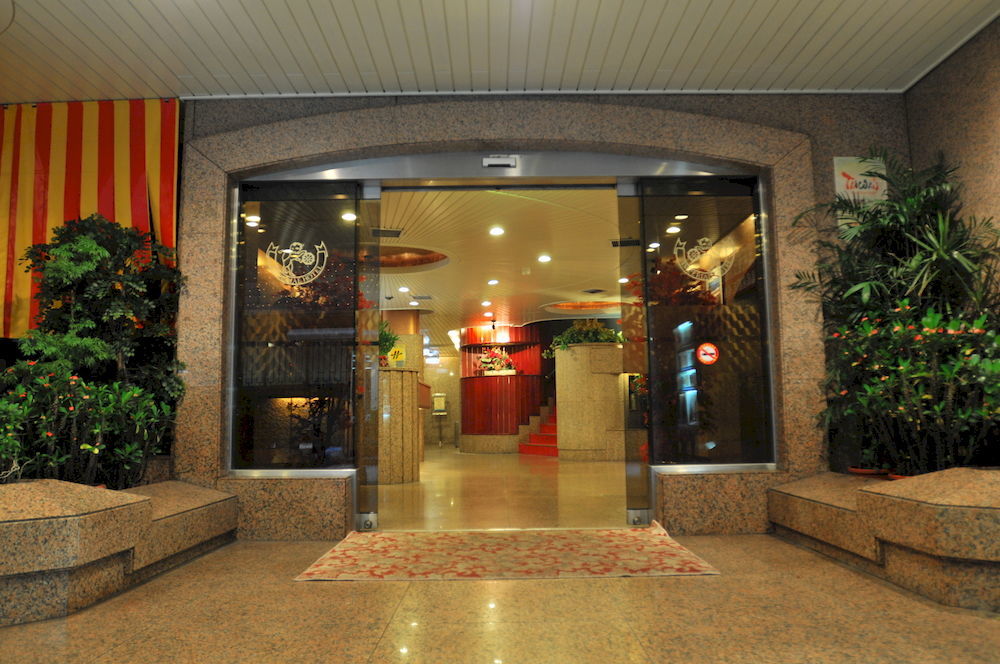Hua Guo Hotel Keelung Exterior foto
